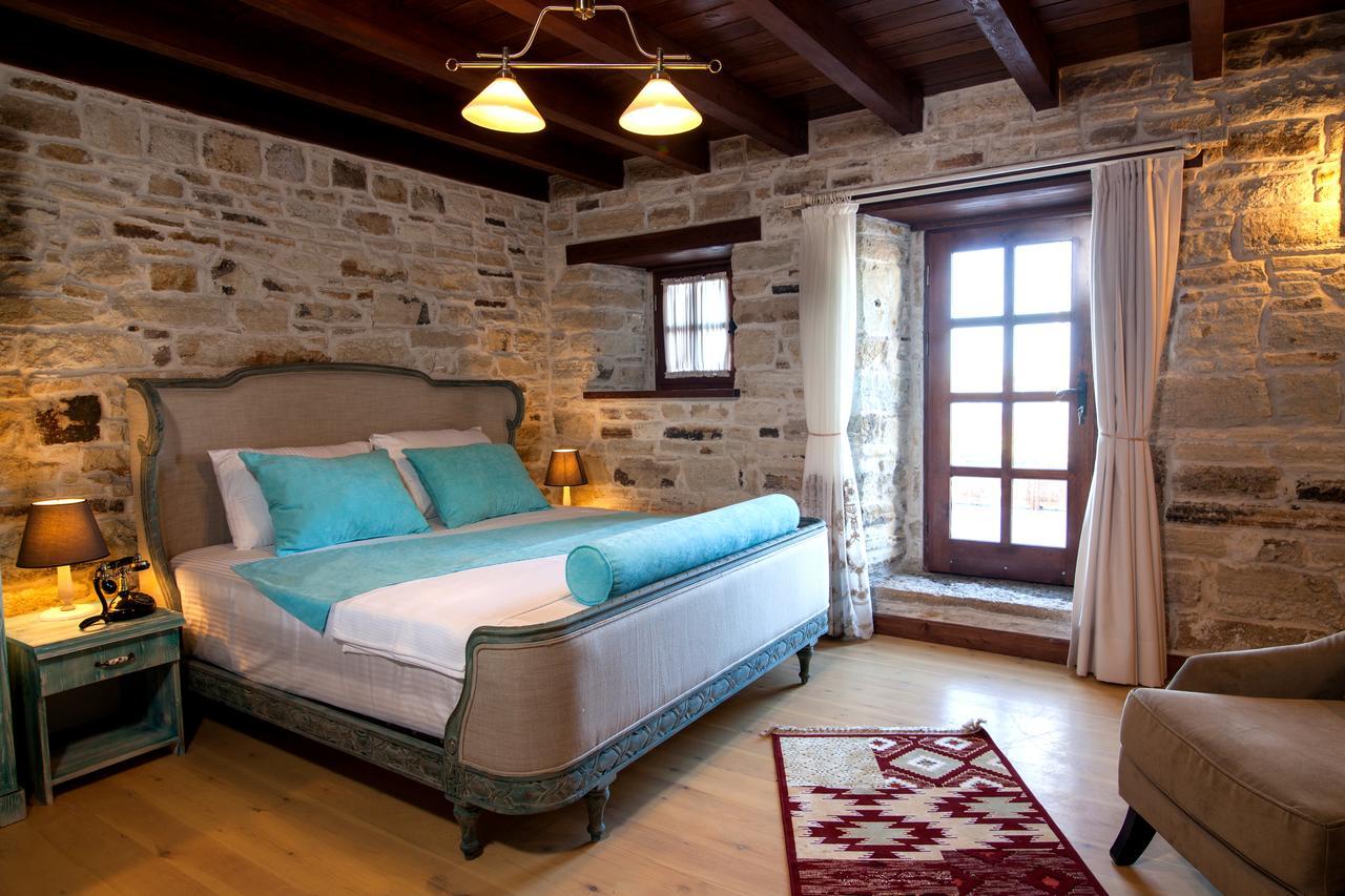 1922 Hotel Yenifoca Luaran gambar